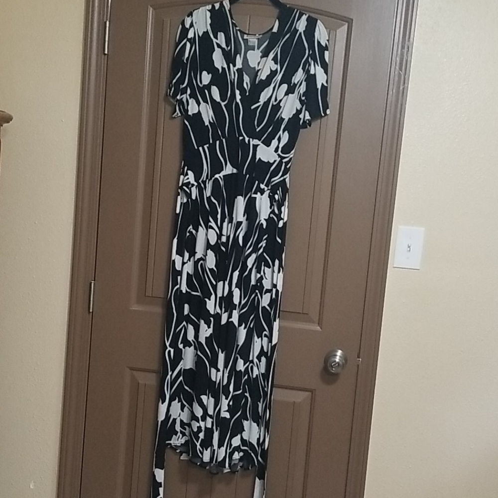 Karina Dresses "Margaret" M/L